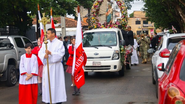Festividad de María Auxiliadora: Día de fe y alegría en Complejo Educativo