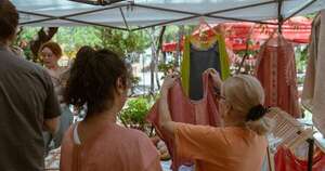 La Nación / Realizan feria agroecológica en plaza Italia