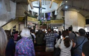 Fiesta de María Auxiliadora: una devoción que atraviesa generaciones - Nacionales - ABC Color