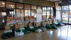 DNIT dona dos toneladas de alimentos incautados en Pedro Juan Caballero - 1000 Noticias
