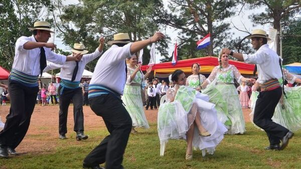Capacitación para bailarines este domingo