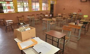 Postulantes a formación docente hicieron el vacío al MEC tras presunto fraude - OviedoPress