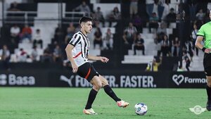 Libertad se reencontró con el triunfo sobre el final con un golazo y hay aroma a título - 1000 Noticias