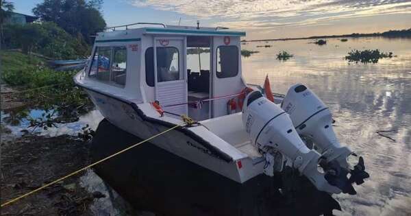 La Nación / Presentan Mburukaja, la nueva lancha ambulancia