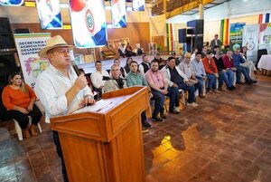 GOBERNADOR JAVIER PEREIRA ACOMPAÑÓ LA XIV FIESTA NACIONAL DEL AGRICULTOR EN CORONEL BOGADO