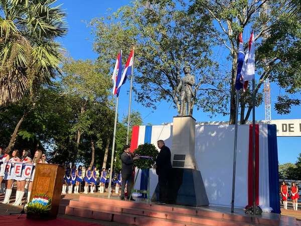 Conmemoran con acto e inauguración de mejoras en una plaza el aniversario 252 de Concepción - Nacionales - ABC Color