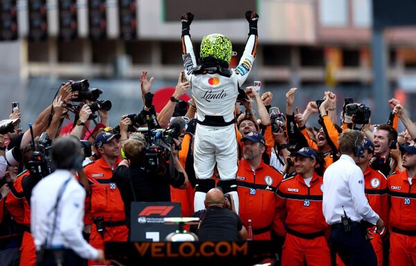 Versus / Norris hace valer la "pole" y gana el GP de Mónaco