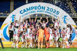 ¡La Albirroja Femenina Sub 17 en lo más alto del Sudamericano! | Unicanal