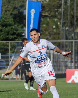Nacional y Olimpia dividieron honores en el Arsenio Erico - La Tribuna