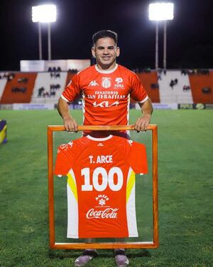 Teo Arce, monitoreado por Gimnasia de La Plata - General Caballero JLM - ABC Color