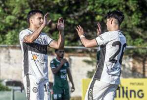 Olimpia de Itá y 3 de Noviembre, en lo más alto de la “B” - Fútbol de Ascenso de Paraguay - ABC Color