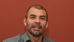 “Paraguay necesita de líderes no de jefes... al líder se le respeta y escucha, y no trae órdenes”