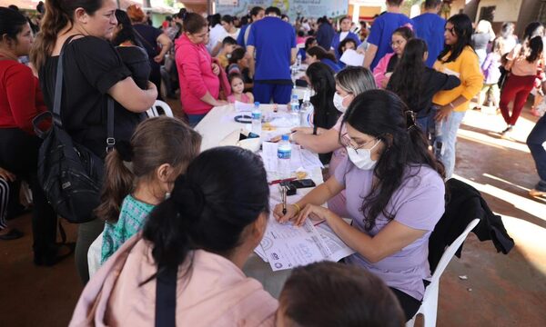 3.473 atenciones en día de gobierno en Franco