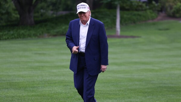 Trump aplaza la entrada en vigor de aranceles para la UE