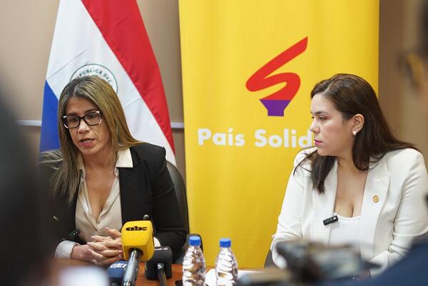 Diputada anuncia intimación a senador por acusación en su contra - 1000 Noticias