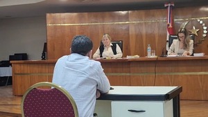 Hilario Adorno dejó de informar a la junta sobre compra de camioneta, afirmó intendente interino - El Observador