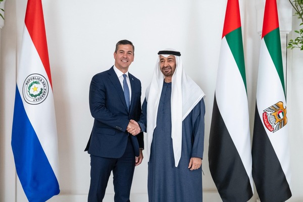 Peña aborda fortalecimeinto de relaciones comerciales con presidente de los Emiratos Árabes Unidos - .::Agencia IP::.