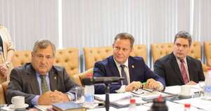 Diario HOY | Ministros de Corte se reunieron con senadores para debatir sobre “mafia de los pagarés”