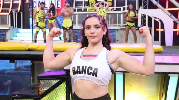 Daniela es la segunda gladiadora en la banca