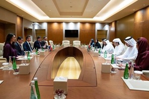 Peña promueve a Paraguay como socio estratégico ante el poderoso fondo de inversión ADQ en Emiratos - ADN Digital