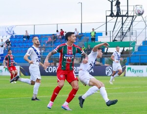 Ameliano triunfa, se acomoda mejor en la tabla y hunde más a Tembetary - La Tribuna