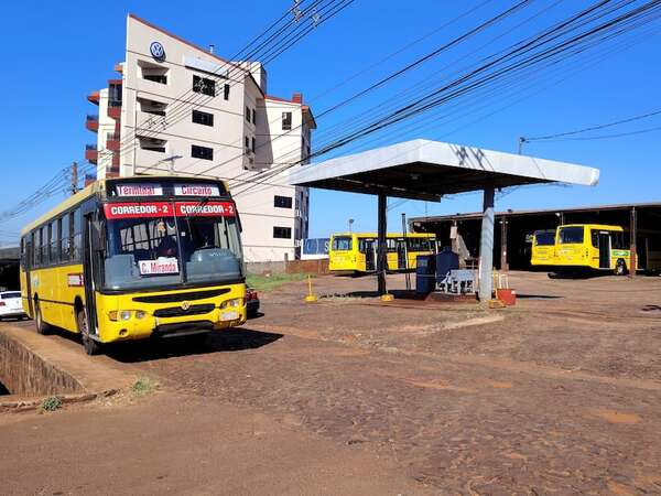 Encarnación: ciudadanos organizados denuncian crisis del transporte público - Nacionales - ABC Color