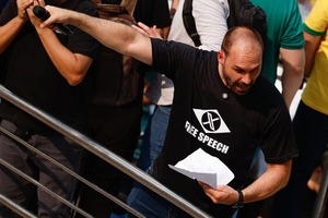 La Fiscalía brasileña pidió investigar a un hijo de Jair Bolsonaro por una campaña contra el país - ADN Digital