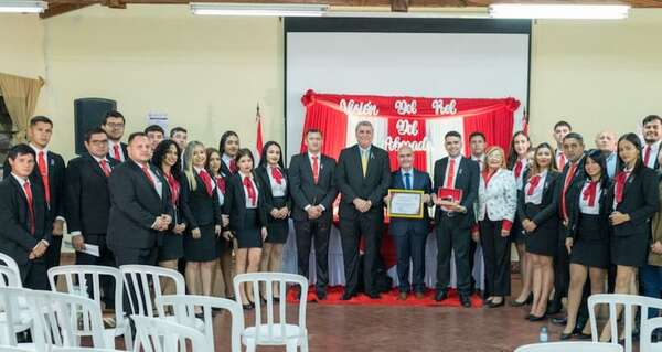 Nuevas autoridades del Centro de Estudiantes de Derecho asumieron en la Filial Caacupé - Nacionales - ABC Color