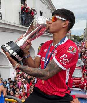 Paraguayos en el extranjero: Morales campeón en México - La Tribuna