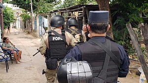 Enésima incursión policial, mientras guerra de pandillas faveliza la Chaca
