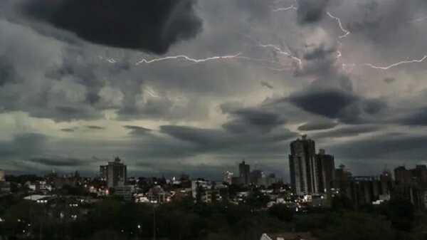 Lluvias y tormentas preceden hoy al frío en Paraguay - Noticiero Paraguay
