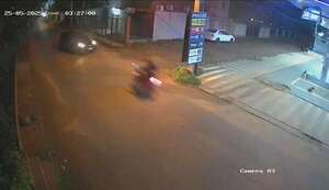 Vídeo: así fue el choque frontal entra una moto y un automóvil - Policiales - ABC Color