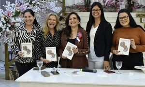 Rocío Abed presentó en CDE su libro en el cual habla de 100 paraguayas protagonistas políticas – Diario TNPRESS