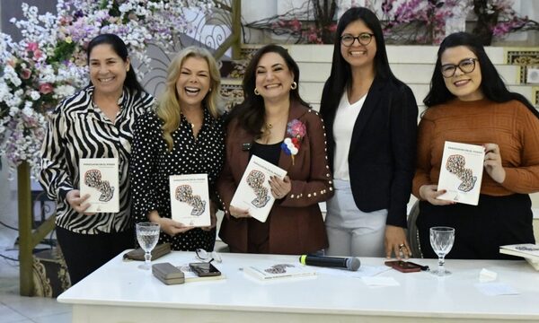 Rocío Abed presentó en CDE su libro en el cual habla de 100 paraguayas protagonistas políticas – Diario TNPRESS