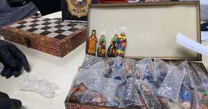 La Nación / Alerta aeropuerto: decomisan piezas de ajedrez que contenían 3,6 kilogramos de cocaína