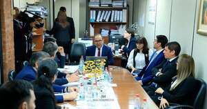 Diario HOY | Pedido de intervención: opositores ‘corrieron’ de técnicos de la Contraloría