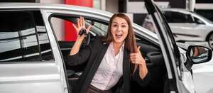 Banco Familiar impulsa el sueño de mamá de tener su auto propio - Negocios - ABC Color