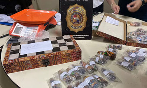 Incautan cocaína escondida en piezas de ajedrez rumbo a Alemania - OviedoPress