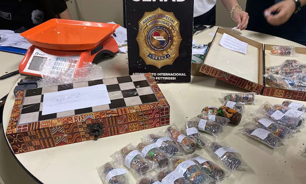 Incautan cocaína escondida en piezas de ajedrez rumbo a Alemania - OviedoPress