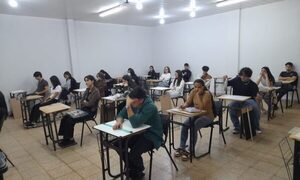 Arranca examen de admisión para ingreso a carrera de Arquitectura en la UNE