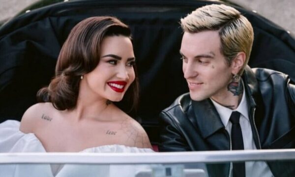 (GALERÍA) Directo a nuestra infancia: ¡Se casó Demi Lovato!