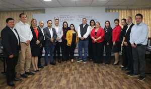MEC impulsa mejora educativa con directores departamentales