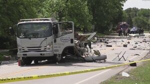 Video: Camión de mudanzas explota y afecta varias casas en suburbio de Chicago
