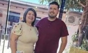 “Capilla” denunció agresión de “catedral” de un docente al salir de la cancha por fractura de su abuela