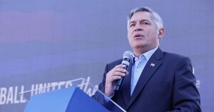 Ramírez aprovecha la salida de Mora para quedarse con el Cones y confirma a Velázquez