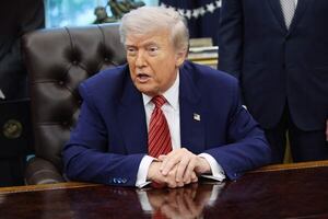 Trump pausa la emisión de visas de estudiantes para revisión exhaustiva de las redes sociales - Mundo - ABC Color