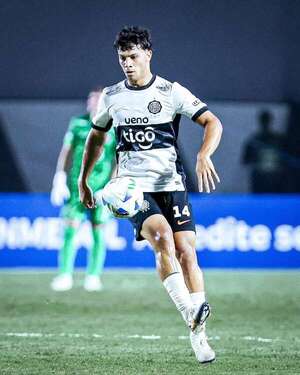 Olimpia y otros tres clubes, en falta en el “minutaje” de juveniles - Fútbol - ABC Color