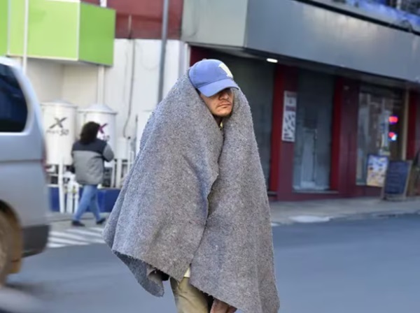 Frente frío baja temperaturas a 0°C este jueves y viernes