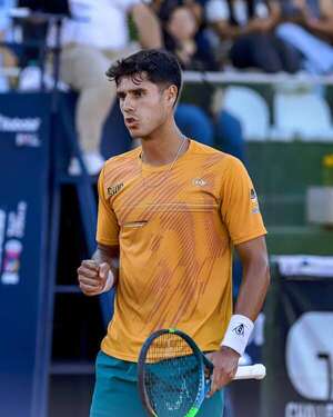 Tenis: Dani Vallejo reaparece con triunfo - Polideportivo - ABC Color
