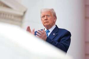 Trump ofrece a Canadá protección gratis bajo su “cúpula dorada” si se une a Estados Unidos - Mundo - ABC Color